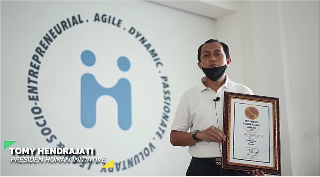 Raih Penghargaan Kategori Fundraising CSR Terbaik dari IFI, Human Initiative : Persembahan untuk para Mitra