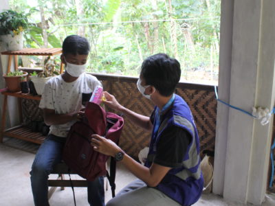 Bantuan Paket Perlengkapan Sekolah untuk Siswa di Girimulyo - Yogyakarta