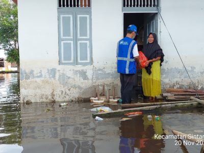 Bantuan Human Initiative untuk Warga Terdampak Banjir Sintang - 1