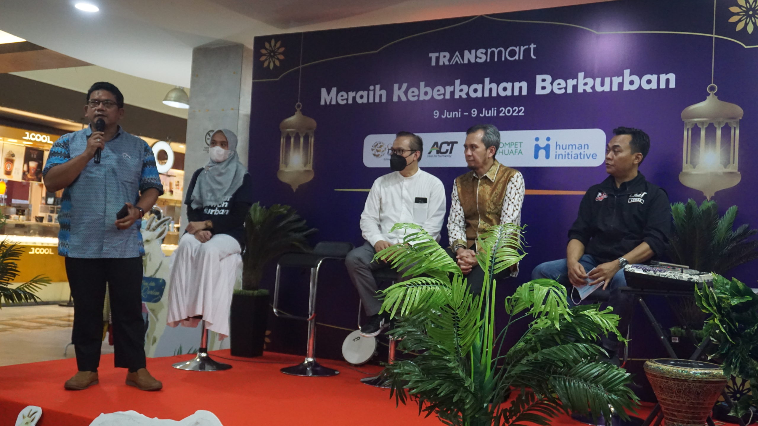 Qurban with Human Initiative is easier through the Transmart Outlet in Indonesia