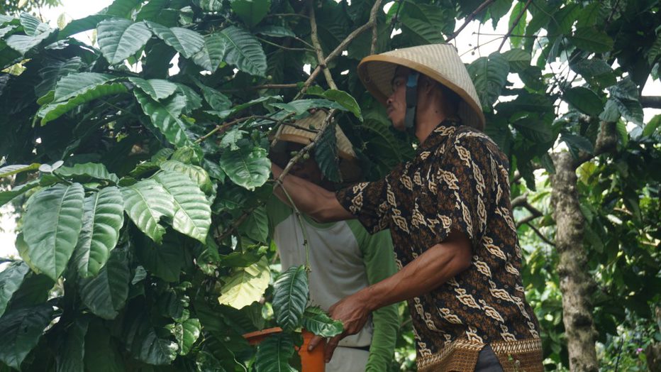 Humanitrip 2022 Menuju Kampung Rawagede: Bantu Kembangkan Industri Desa di Bogor