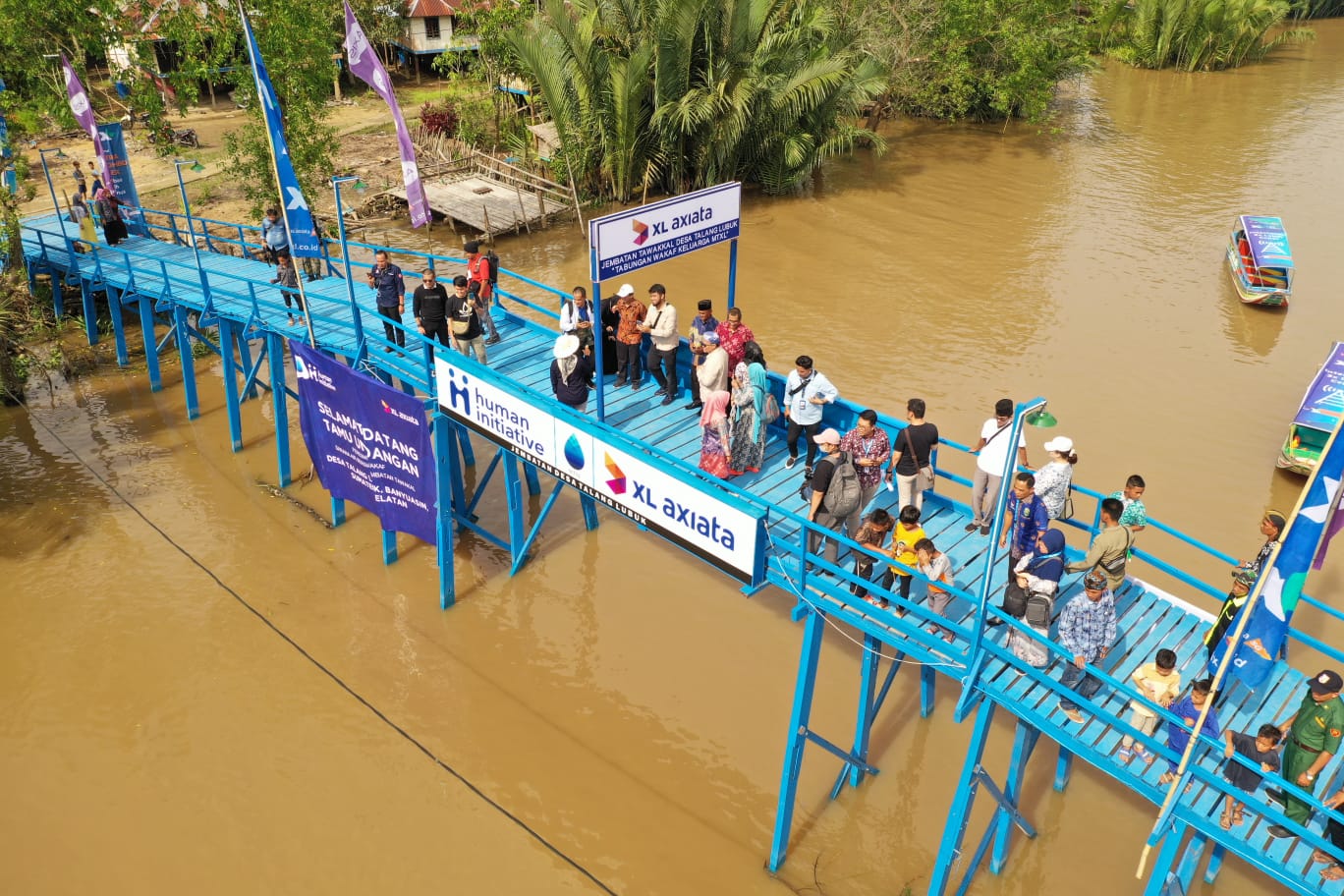 HI Bersama MT XL Bangun Jembatan serta Sarana Air Bersih di Pelosok Sumatera.