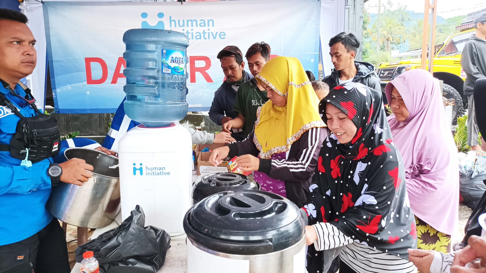 Human Initiative Sediakan Layanan Dapur Air untuk Warga terdampak Gempa Cianjur