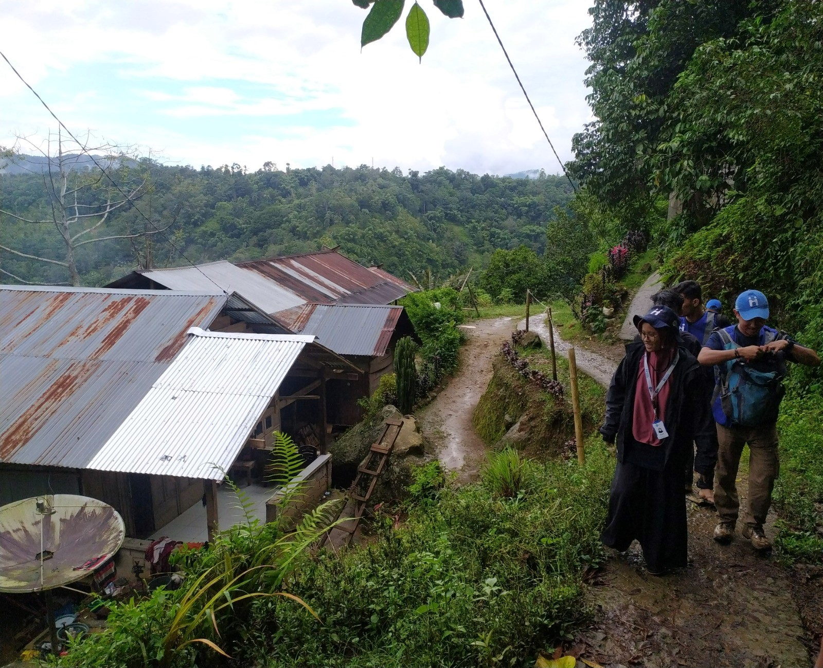 Sujud Syukur Paling Haru di Dusun Tuhoi, Kabupaten Gowa