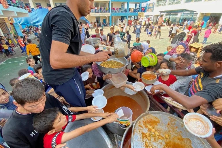 Food and Medical Emergency in Gaza: Human Initiative Distributes the Goodness of the One Day One Juz Community to Palestine