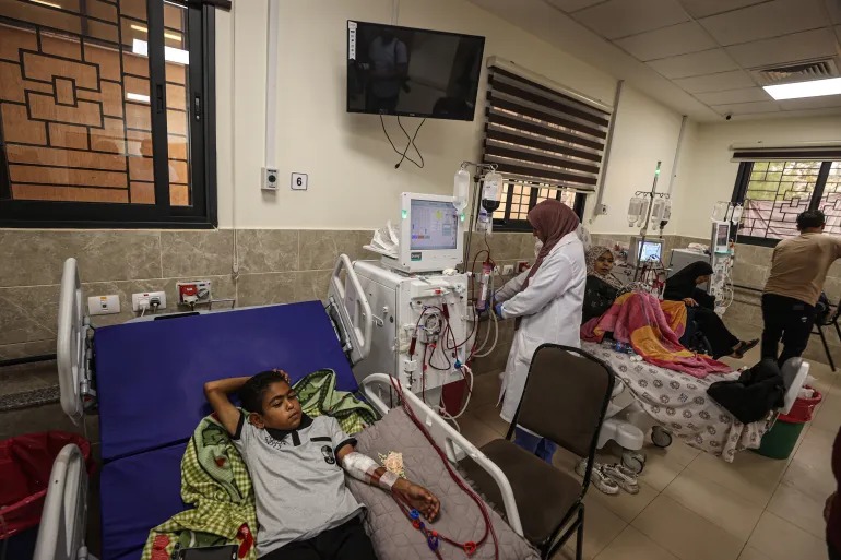 Gaza Krisis Pasokan Medis, Human Initiative Bersama Kebaikan BTS ARMY Indonesia Hadirkan Paket Medis di RS Al-Shifa  