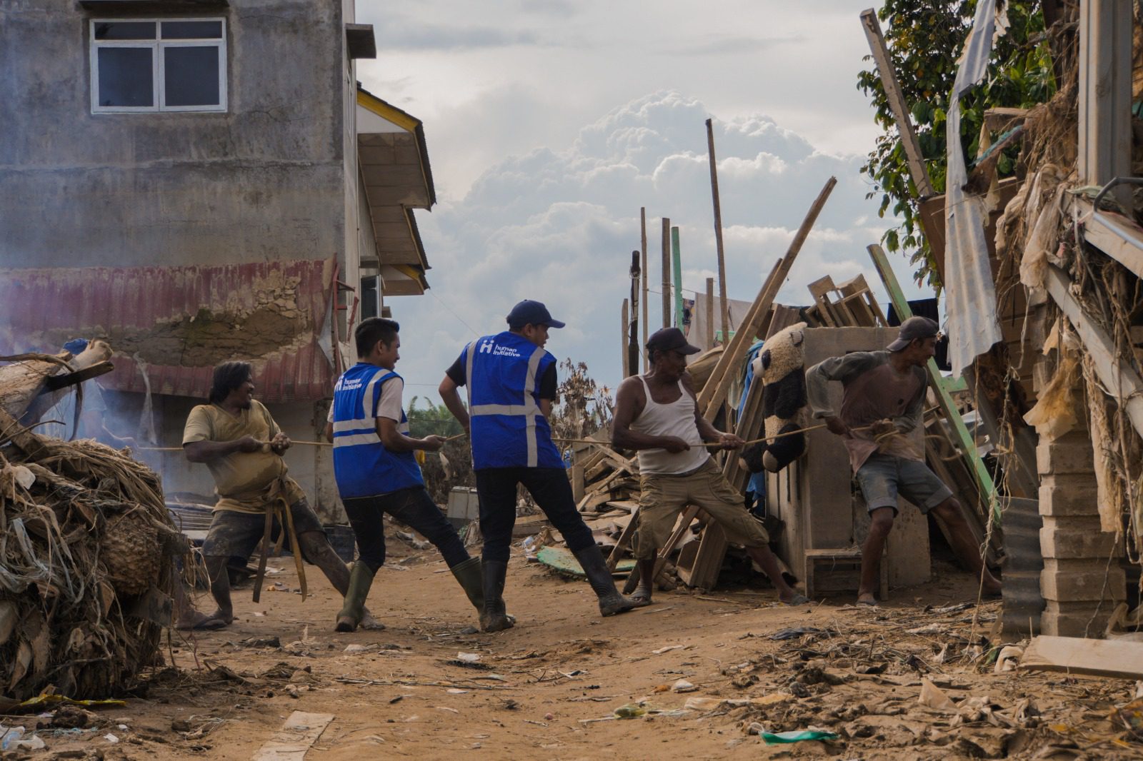 SITREP 16 Desember 2025 Banjir dan Longsor Provinsi Aceh, Sumatra Utara, Sumatra Barat